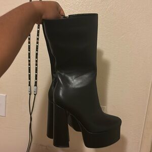 Platform boots